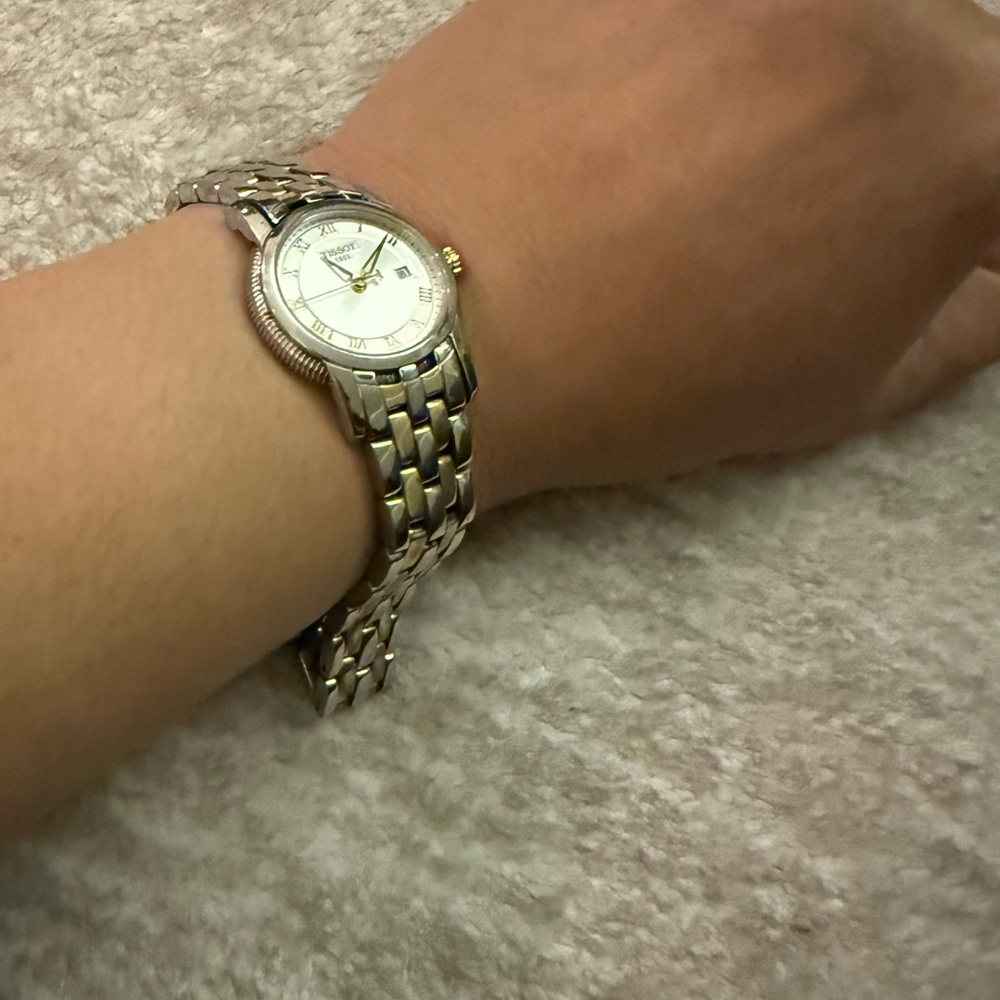 Tissot Gold and Silver Watch - Picture 15 of 15